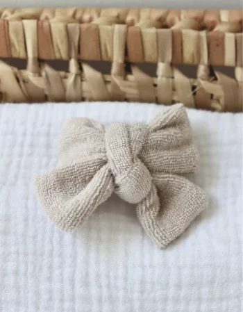 Pince à cheveux Isaure - éponge beige