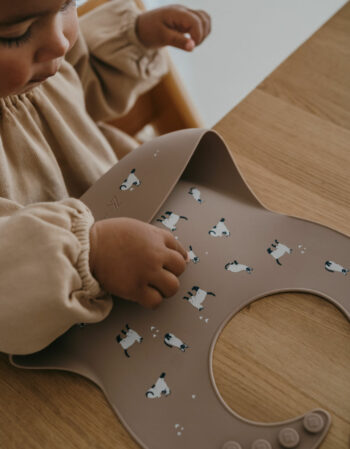 minouche taupe - bavoir en silicone