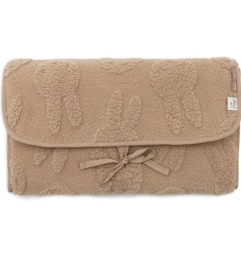 miffy jacquard teddy biscuit - tapis à langer nomade