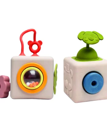 peek & play cube